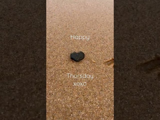 Happy Thursday at the Beach & Heart Rock ❤️ | #shorts #youtubeshorts #superideaslab  #thursday